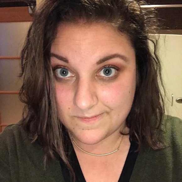 Meet your Posher, Samantha - Picture 1 of 1